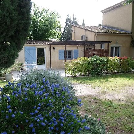 فيلا La Petite Seigneurette فينوف ليز أفيجْنْ المظهر الخارجي الصورة